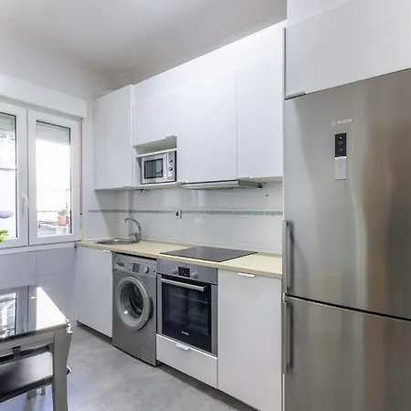 2 Paradas Al Cascoviejo, 1 Min Al Metro - Basarrate *