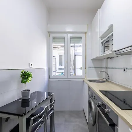 2 Paradas Al Cascoviejo, 1 Min Al Metro - Basarrate بلباو